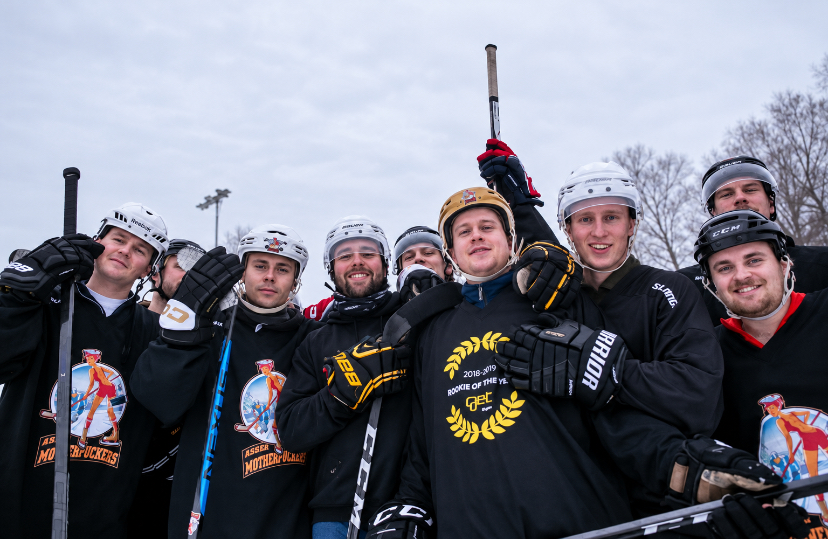 Hockeydrakter med transfertrykk for idrettslag